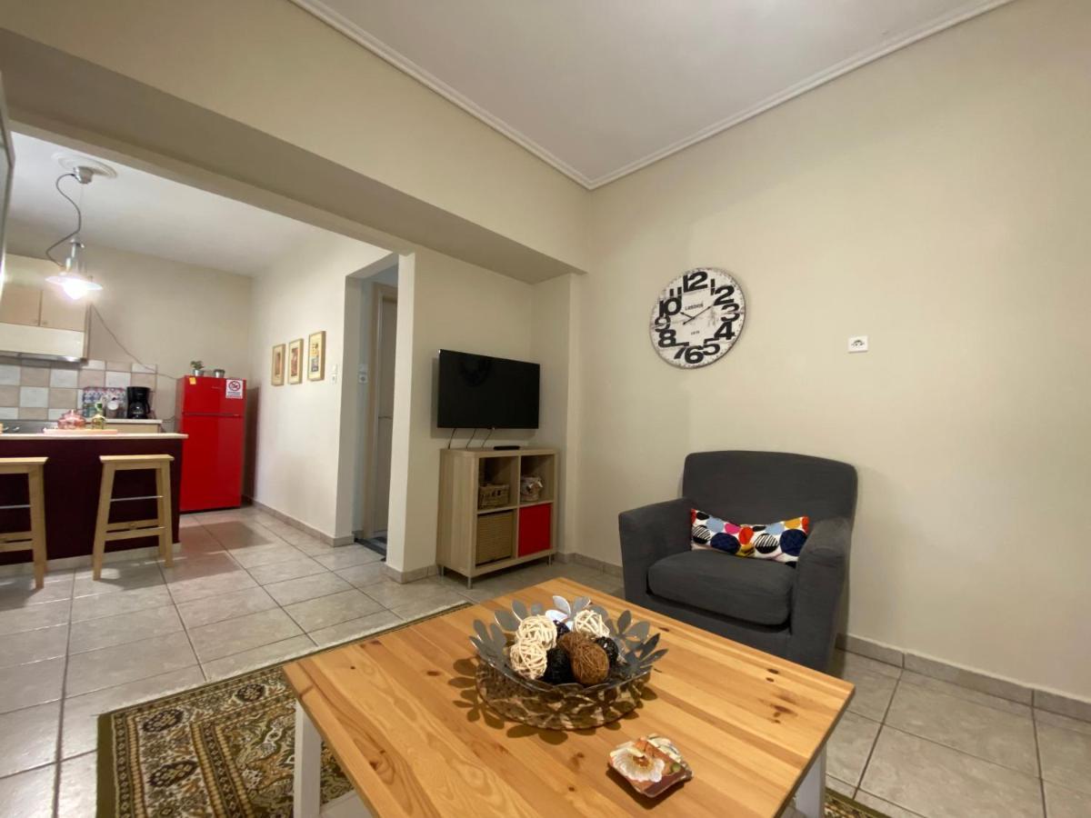 Cozy And Quiet Mini City Apartment Трикала Экстерьер фото