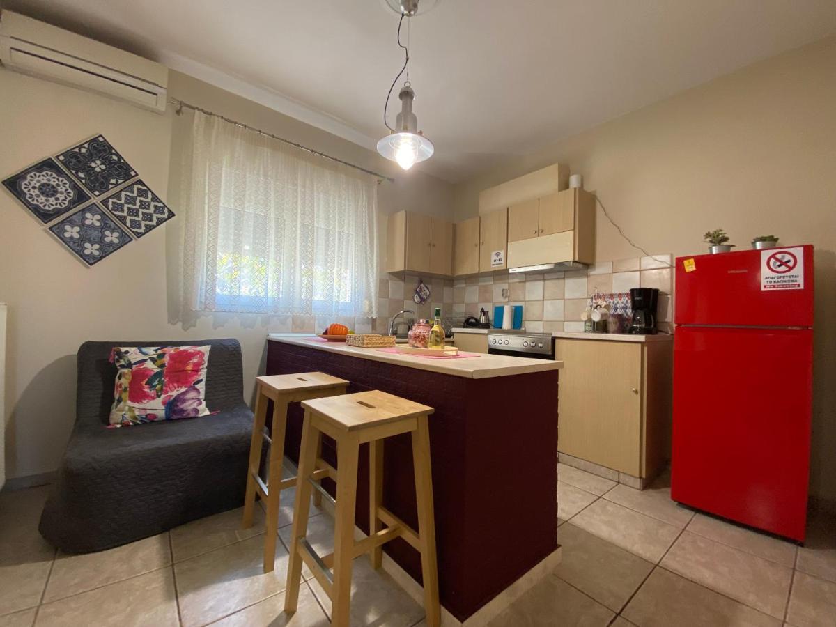 Cozy And Quiet Mini City Apartment Трикала Экстерьер фото