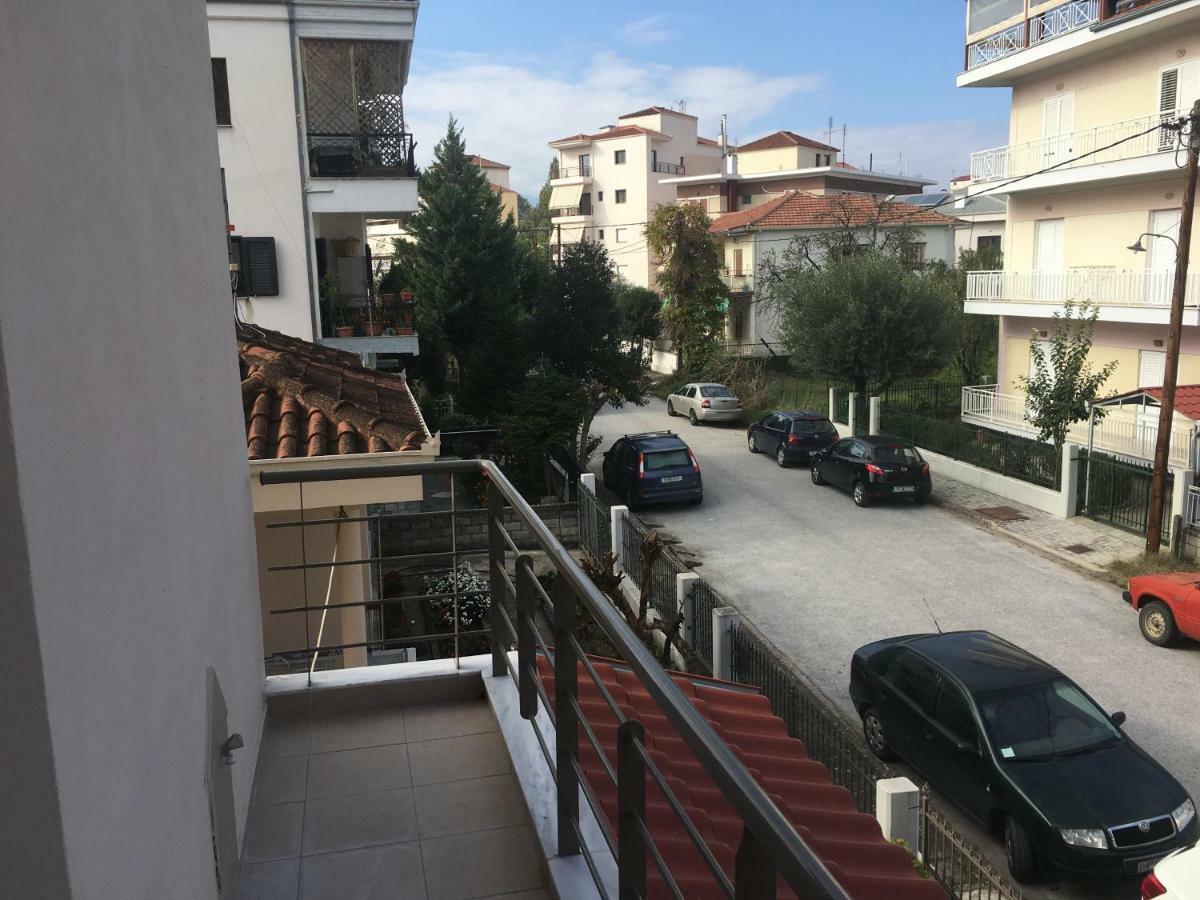 Cozy And Quiet Mini City Apartment Трикала Экстерьер фото
